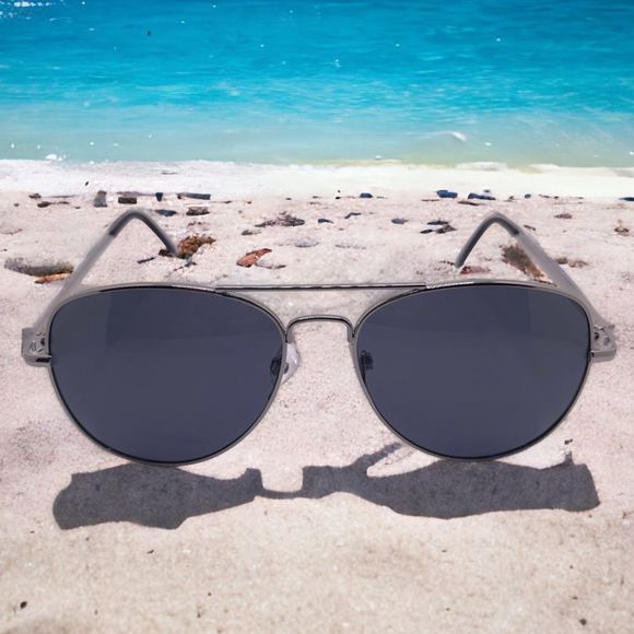 Silver DOLLY Aviator Polarized Silver Frames Gray Lenses - Picture 1 of 7